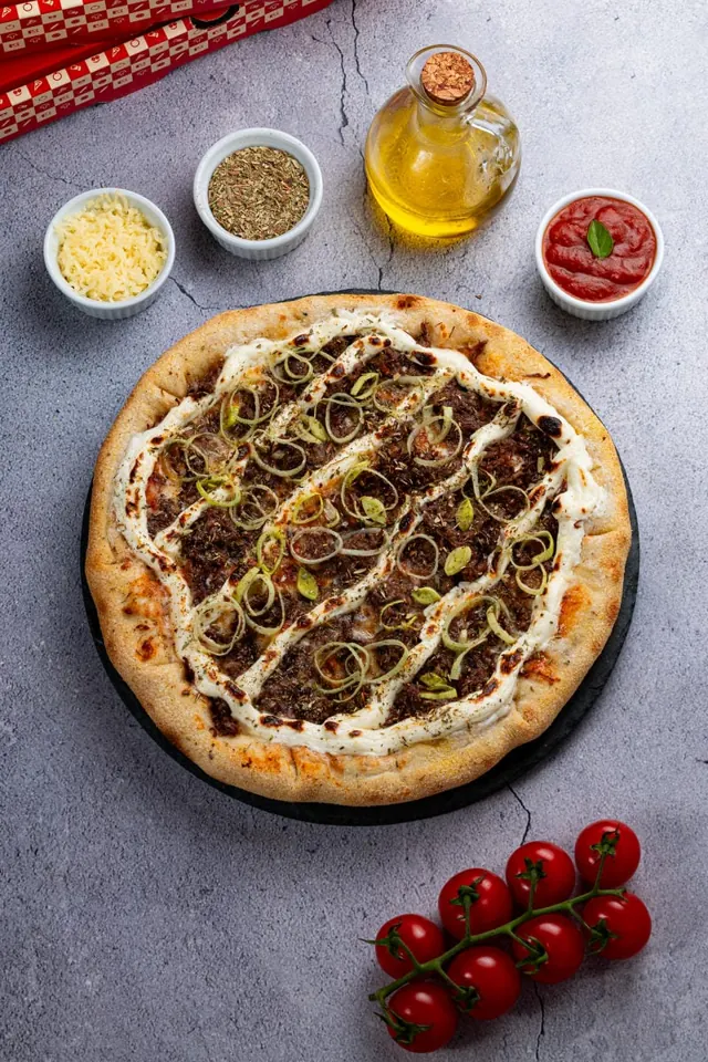Pizza Boo Costela com Cream Cheese