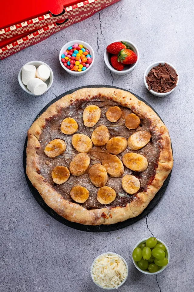 Pizza Boo Banana Caramelada