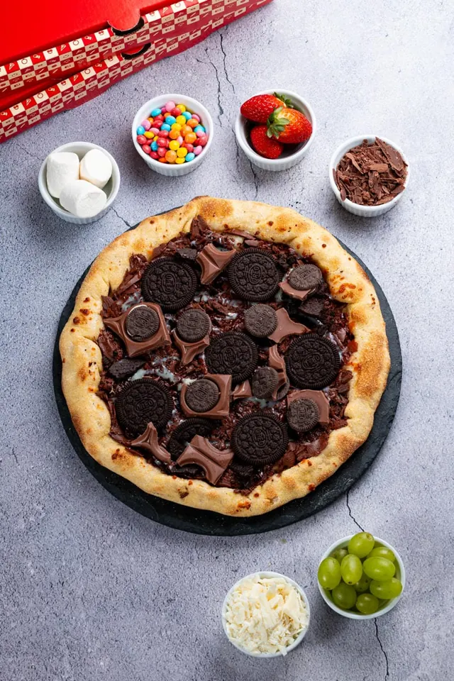 Pizza Boo Milka Oreo